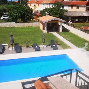 apartments-alma-crveni-vrh.in-istria.net/